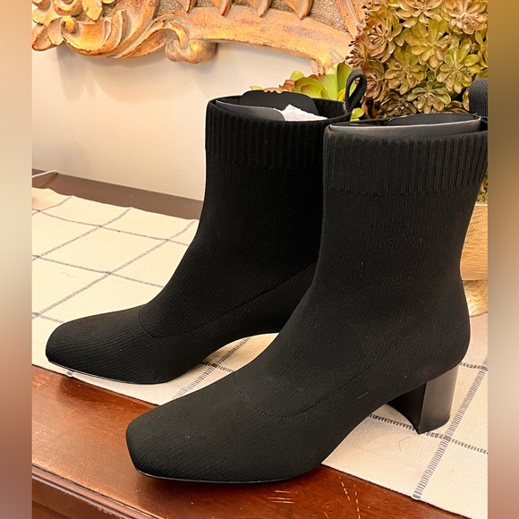 Quince Eco Knit Black Heeled Boots Size 8 NIB Modern Chic Square Toe Quality - Picture 4 of 9